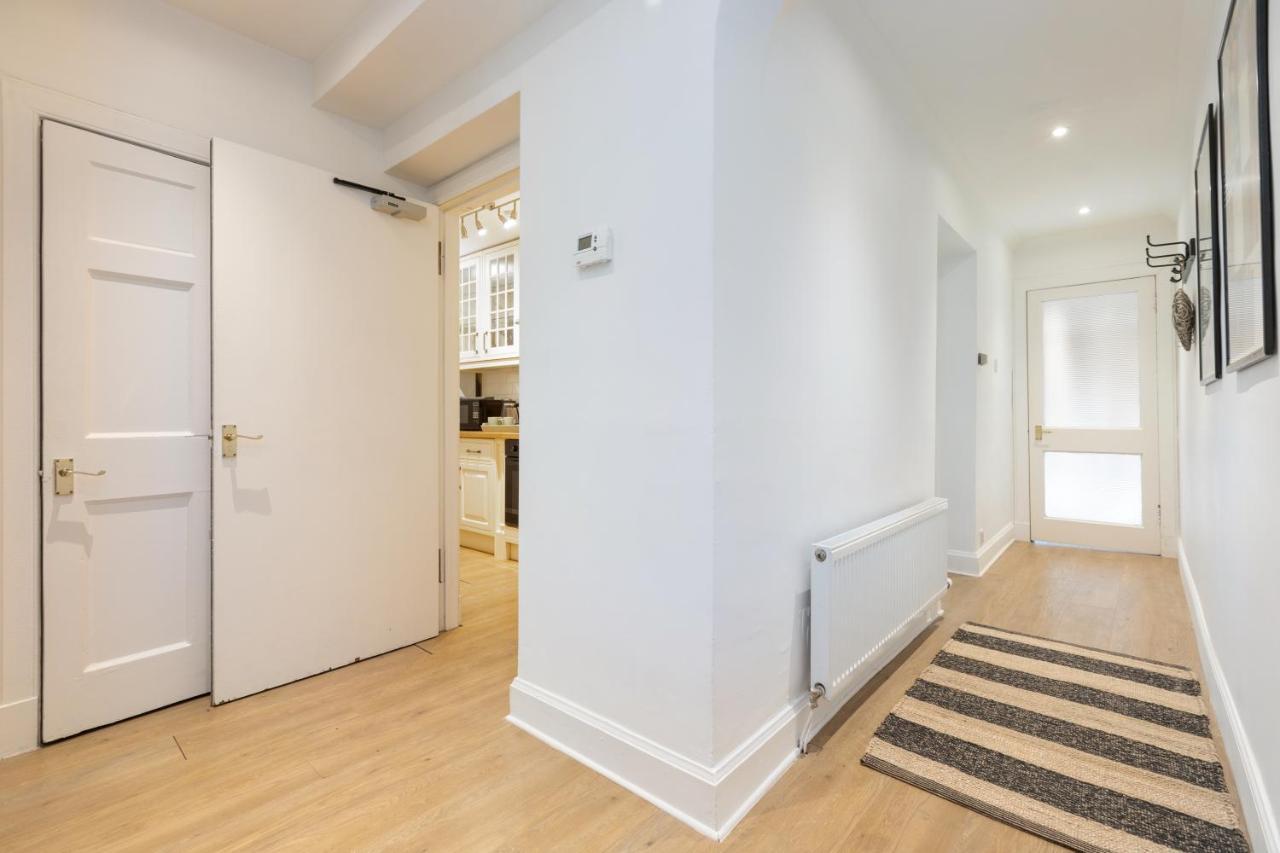 The Edinburgh Meadows Apartment Bagian luar foto