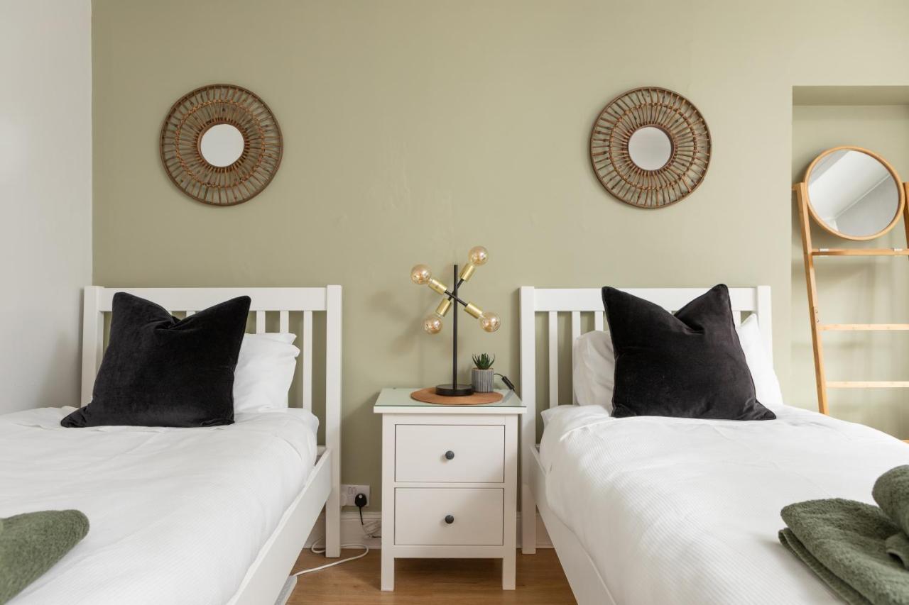 The Edinburgh Meadows Apartment Bagian luar foto